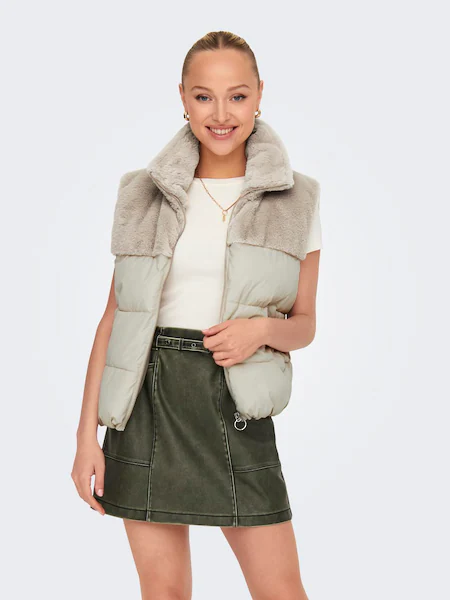 Bild von ONLY Steppweste »ONLWANJA FUR PUFFER MIX WAISTCOAT CC OTW«, mit Teddyplüsch