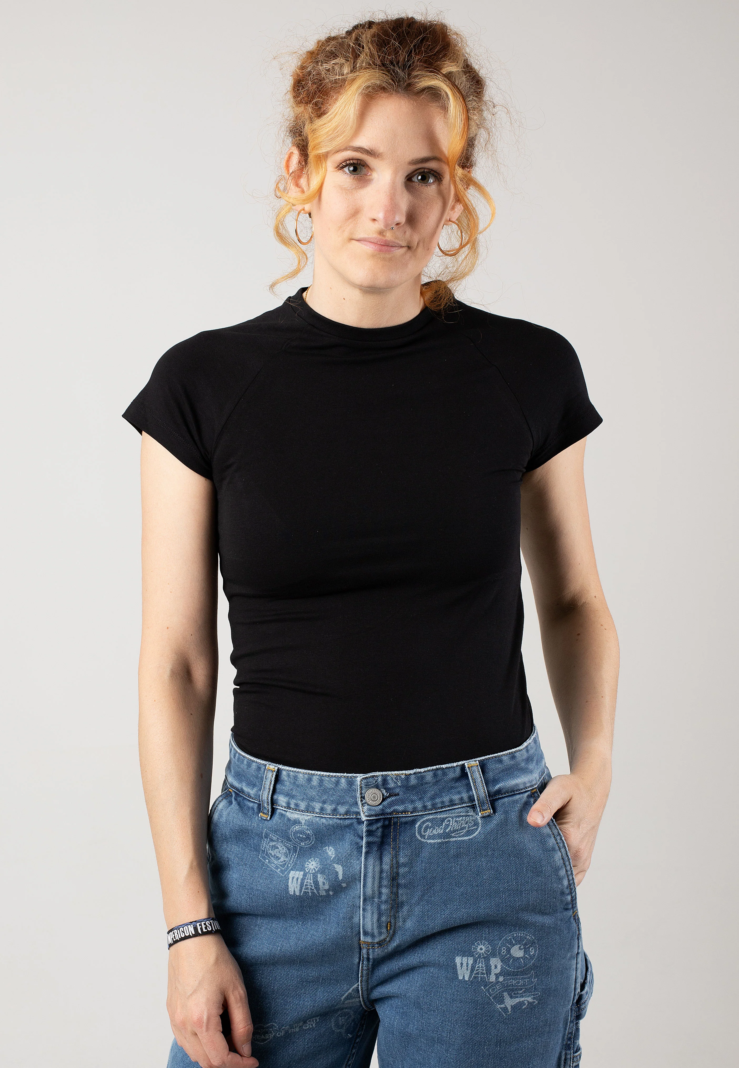 Bild von NOISY MAY Damen NMKATINKA L/S Raglan TOP FWD JRS NOOS Langarmshirt, Black, Large