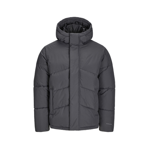 Bild von Modische Steppjacke für kalte Wintertage