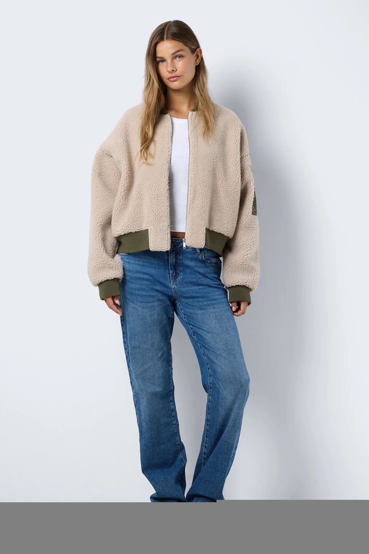 Bild von Noisy May - Fasha Mix Birch Kalamata - Jacke - Braun - M - gid://shopify/Metaobject/68981162221,Vlies