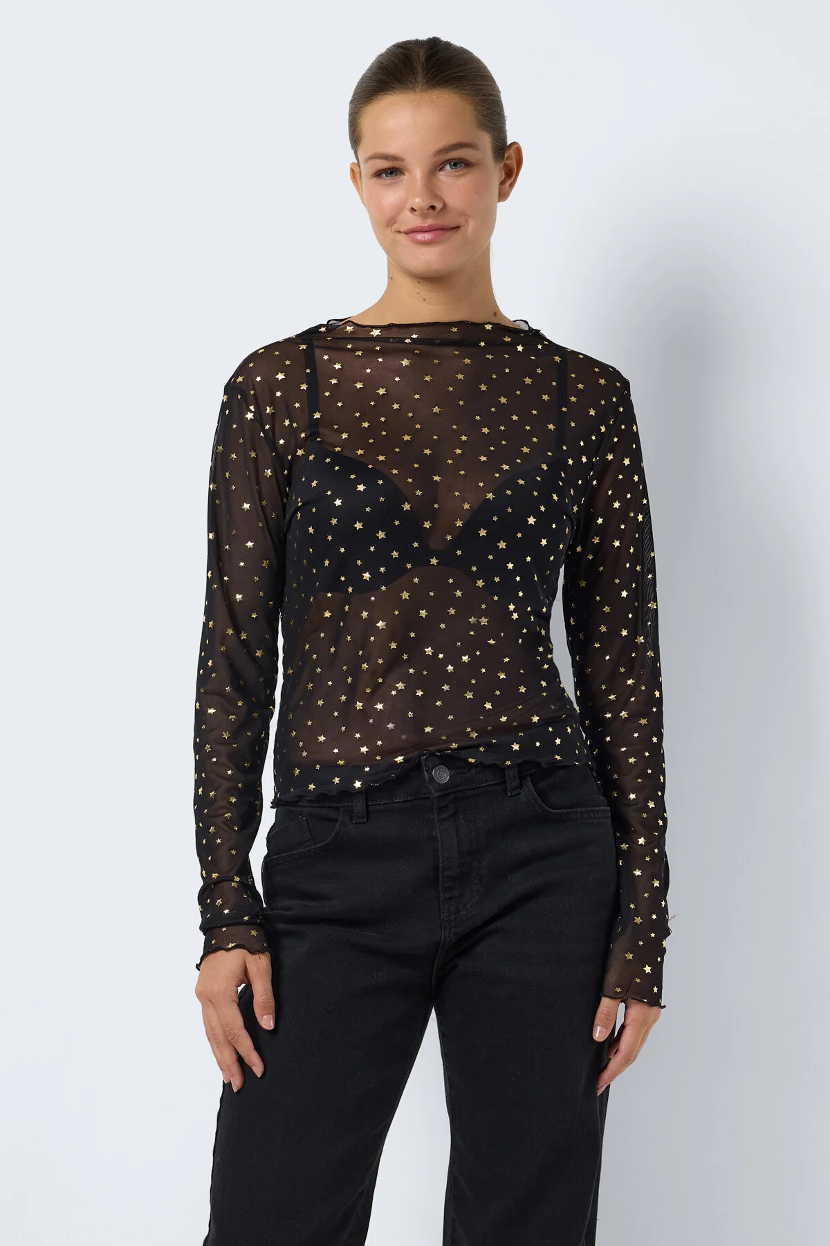 Bild von Noisy May High-end-bluse Mit Kurzen Ärmeln – Fem, Strick, Pre94/ea6 für Damen - M