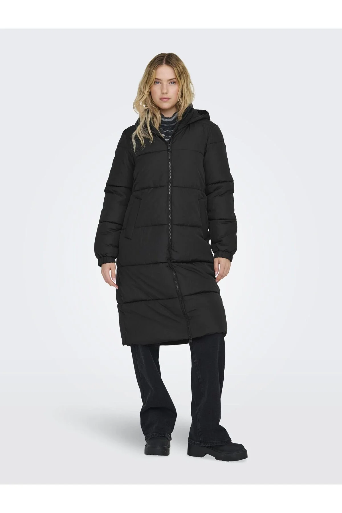 Bild von Only Jacke Schwarz Regular Fit für Damen - M