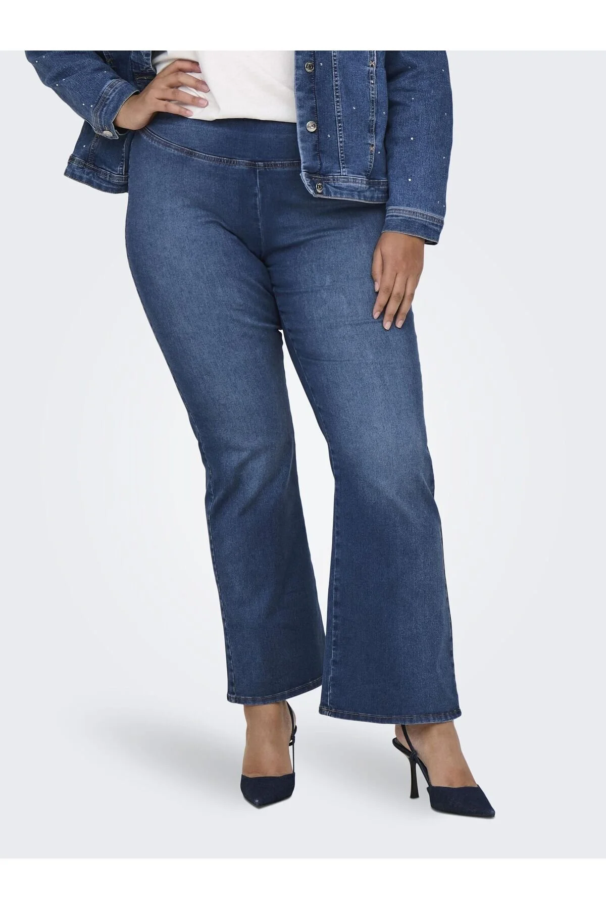 Bild von Only Carmakoma Flared Fit Jeans Caraugusta Hohe Taille Ausgestellt Jeans für Damen - 54/32