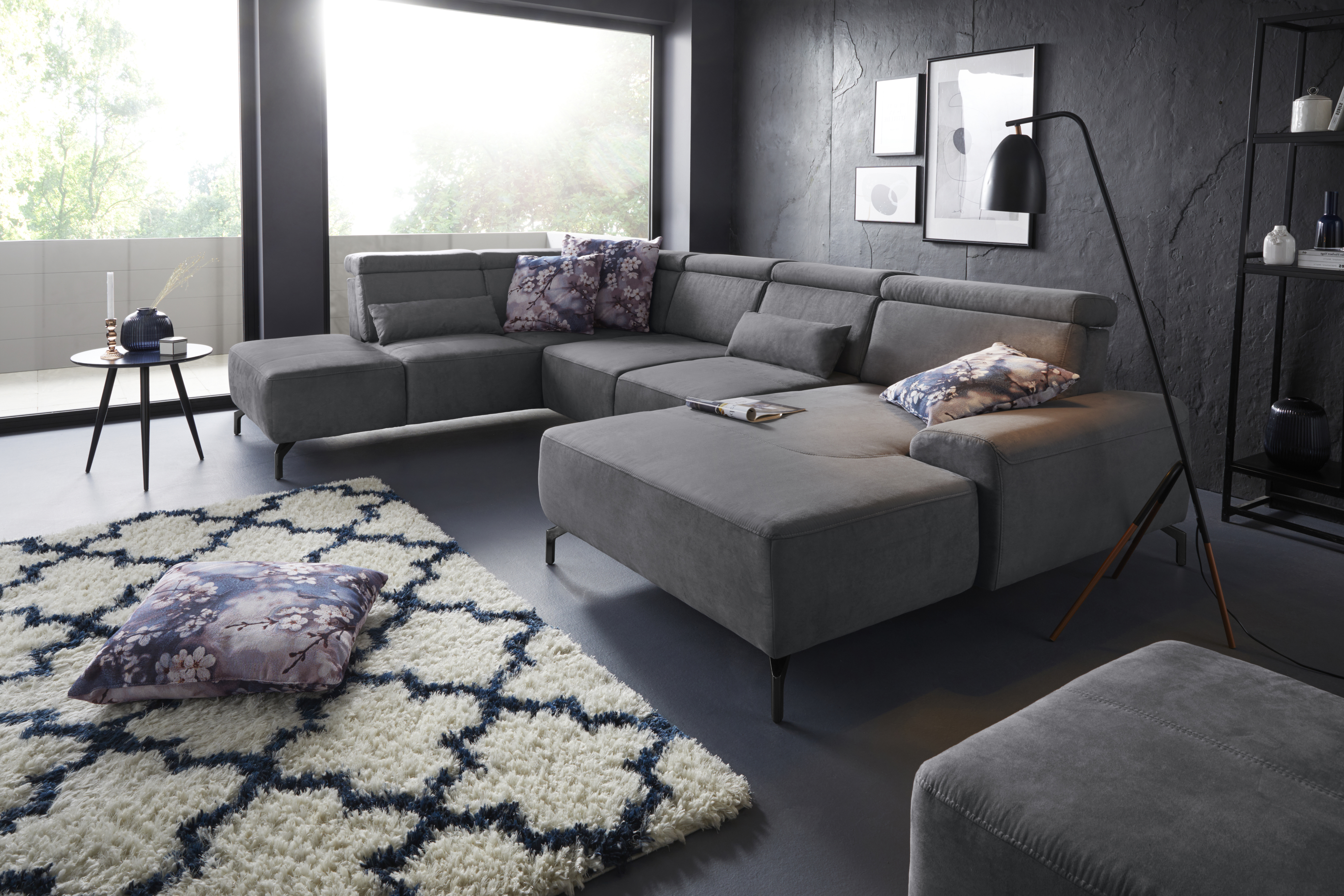 Bild von sit&more Wohnlandschaft "Gizeh U-Form", 15 cm Fußhöhe, inklusive Sitztiefenverstellung und Kopfteilverstellung