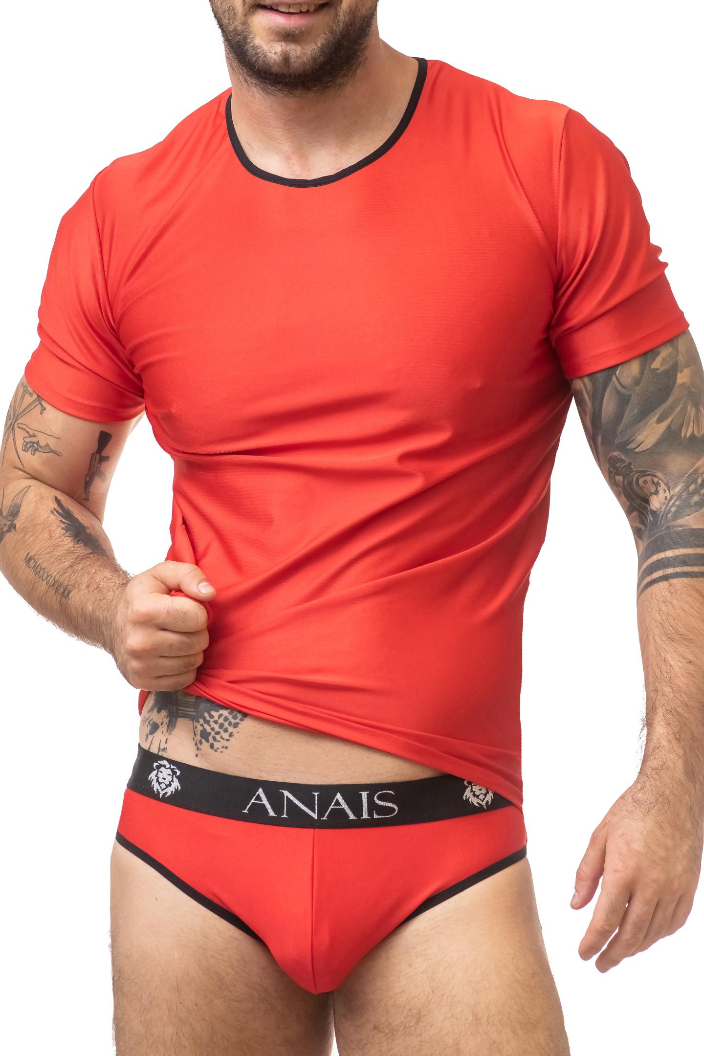 Bild von Herren T-Shirt 053508 rot. Bequeme Eleganz in hochelastischem, blickdichtem Stoff mit schwarzem Saum für stylische Akzente!