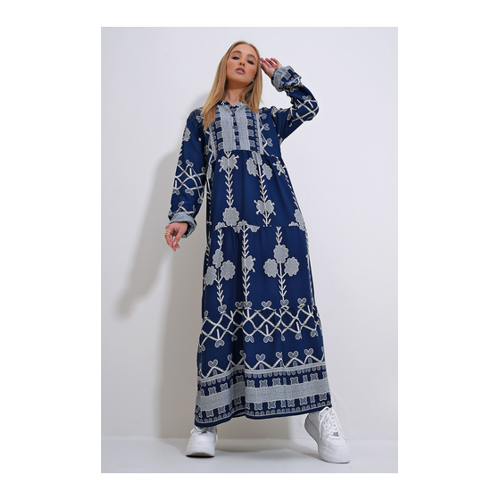 Bild von Trend Alaçatı Stili Marineblaues Viskose-Hijab-Kleid für Damen – S