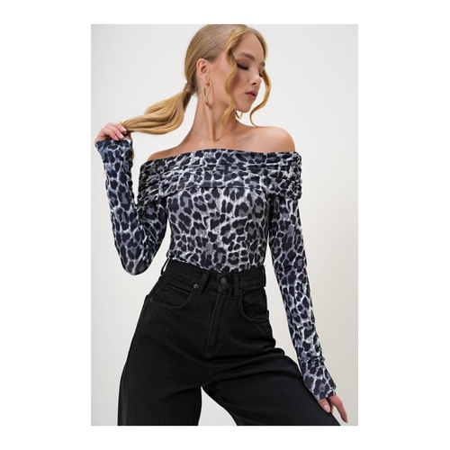 Bild von Trend Alaçatı Stili Grau-schwarze Sandy-bluse Mit Madonna-ausschnitt Und Leopardenmuster für Damen - M