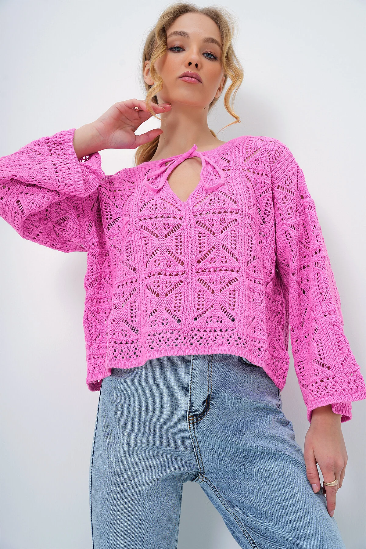 Bild von Trend Alaçatı Stili Rosafarbene, Durchbrochene Strickbluse Mit Weitem Kragen für Damen - Standard