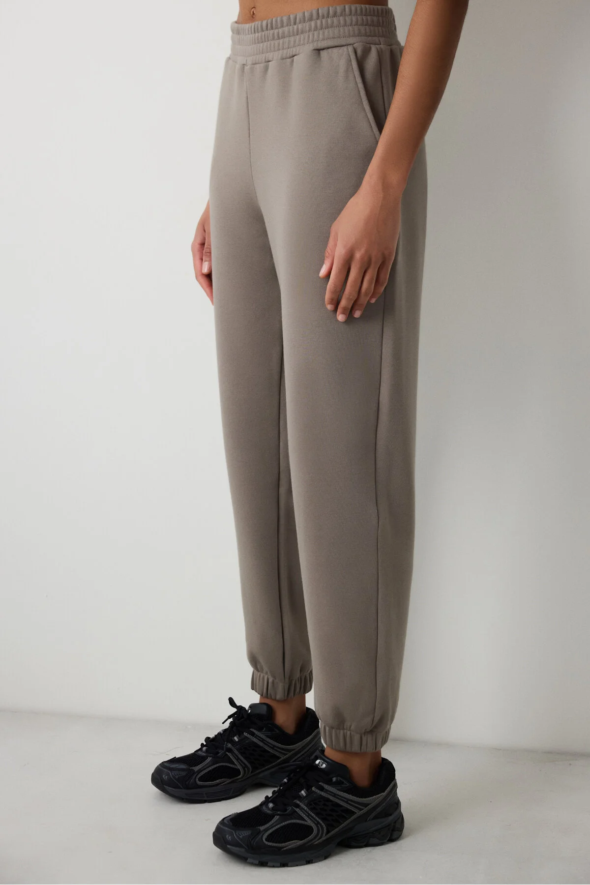 Bild von Penti Nerzfarbene, Weiche, Pelzige, Flauschige Thermo-trainingshose für Damen - XS