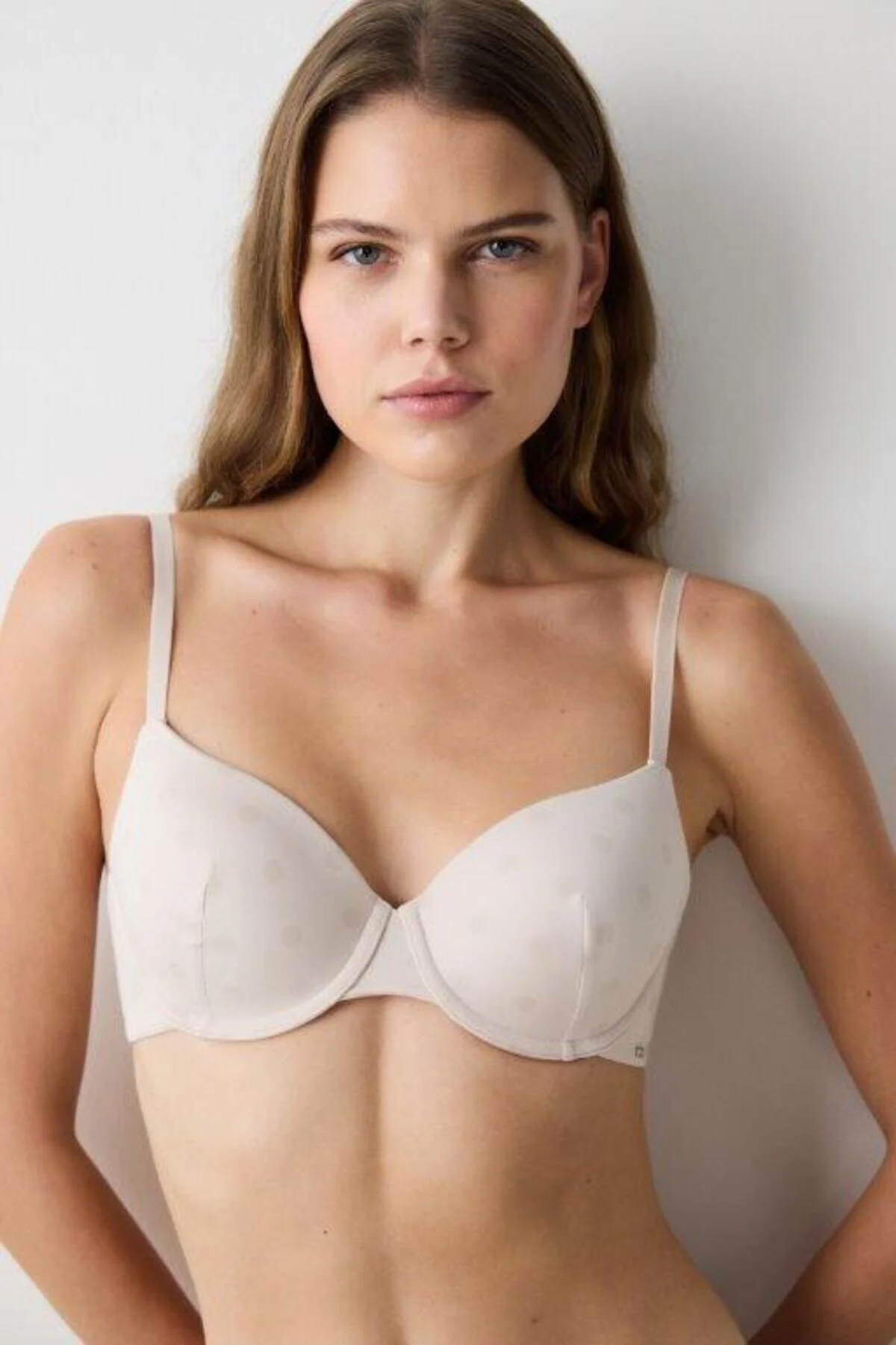 Bild von Penti Essentials Full Cup Hellbeiger Bh für Damen - 80D