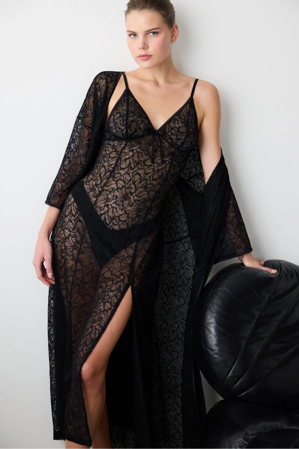 Bild von Penti Schwarzes Lacy-nachthemd für Damen - S