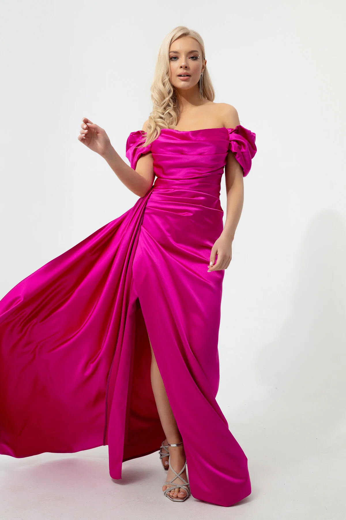 Bild von Lafaba Fuchsiafarbenes Langes Satin-abendkleid Und Abschlusskleid Mit U-boot-ausschnitt für Damen - 42
