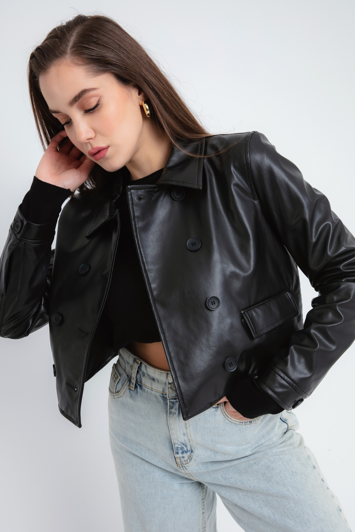 Bild von Lafaba Kurze Jacke Aus Schwarzem Kunstleder Mit Knöpfen für Damen - 38