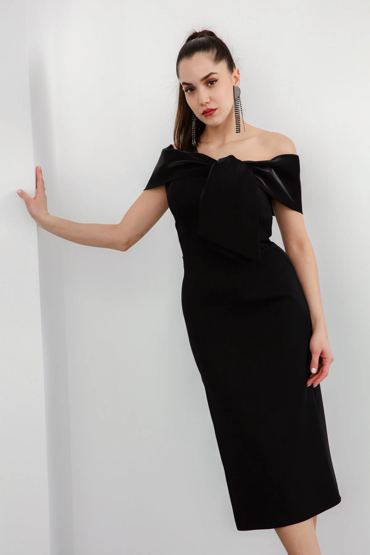Bild von Lafaba Schwarzes, Detailliertes Promise-verlobungs- Und Hochzeits-abendkleid für Damen - 42