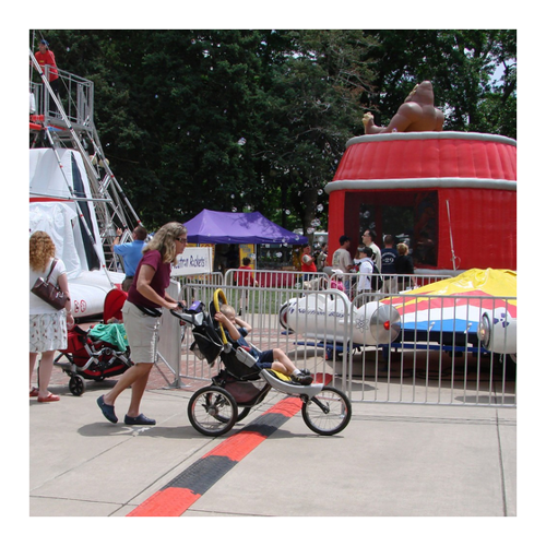 Bild von Justrite® Kabelbrücke Fastlane® Checkers™ – Der optimale Kabelschutz