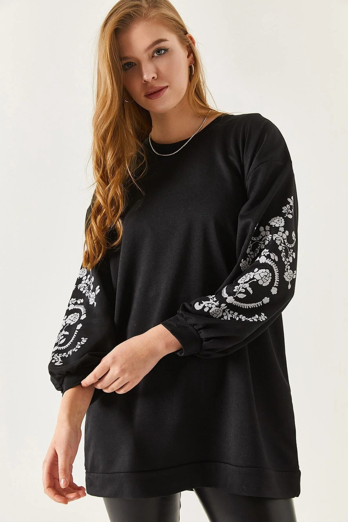 Bild von armonika Schwarzes Sweatshirt Mit Rundhalsausschnitt Und Geprägten Ärmeln - S/M
