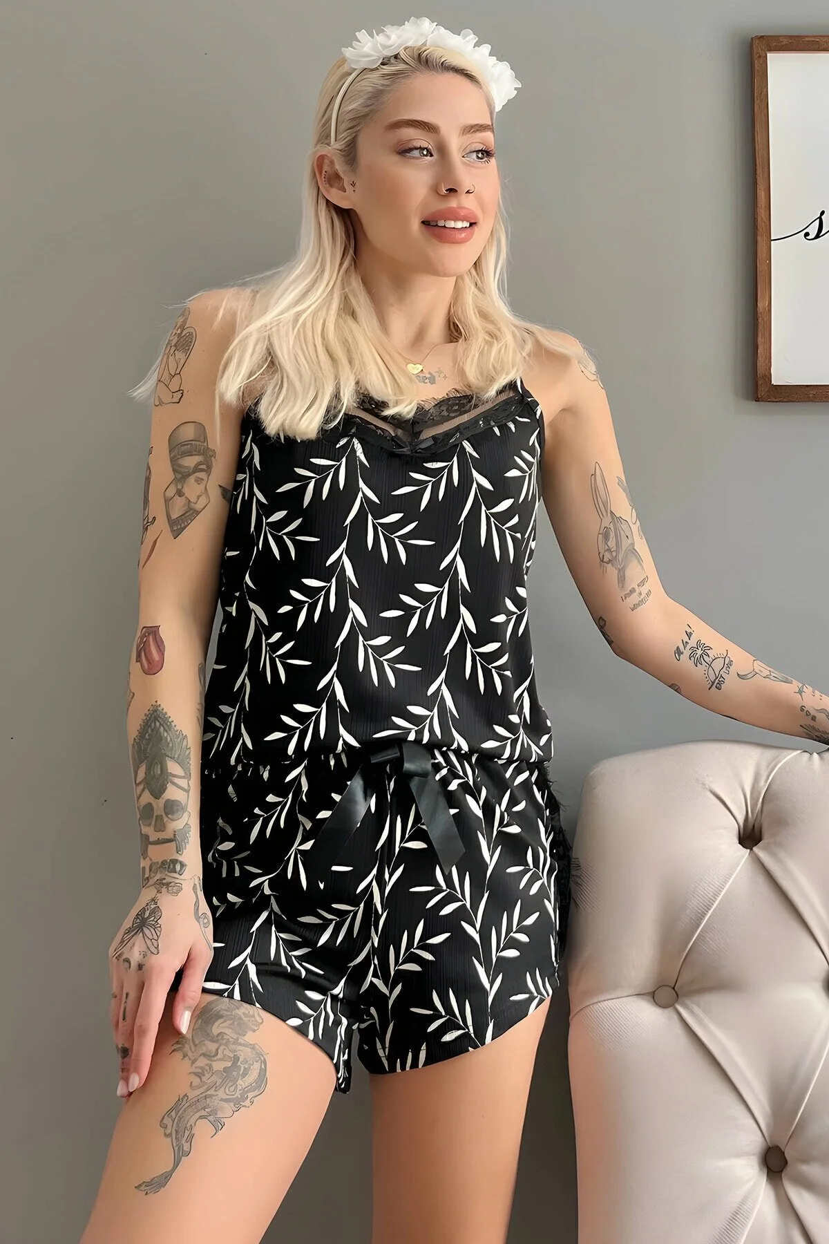 Bild von Pijamaevi Schwarzes Pegasus-pyjama-set Aus Gestrickter Spitze Mit Olivenzweig Und Seil-hosenträgershorts für Damen - M
