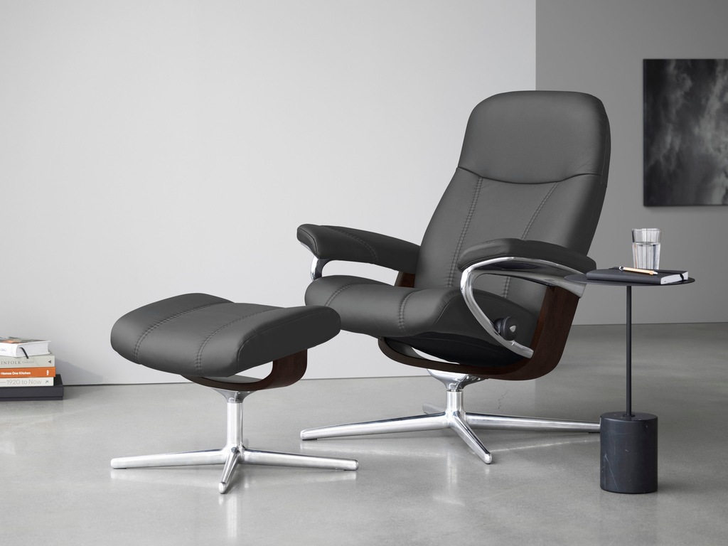 Bild von Stressless® Relaxsessel »Consul«, (Set, Relaxsessel mit Hocker), mit Hocker, mit Cross Base, Größe S, M & L, Holzakzent Braun