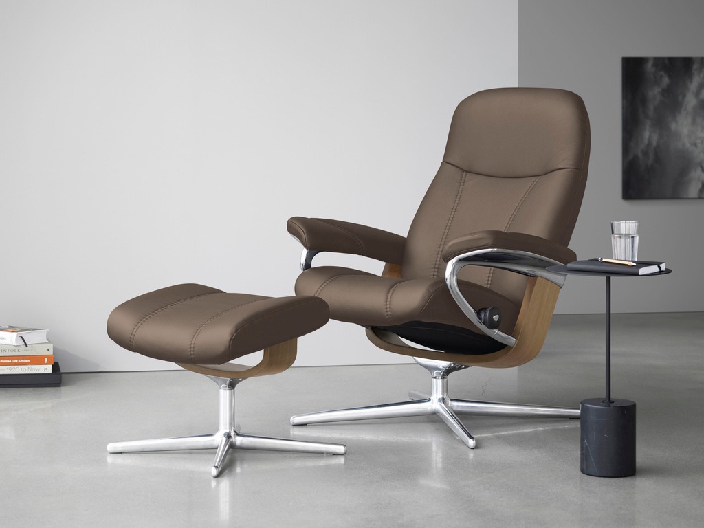 Bild von Stressless® Relaxsessel »Consul«, (Set, Relaxsessel mit Hocker), mit Hocker, mit Cross Base, Größe S, M & L, Holzakzent Eiche