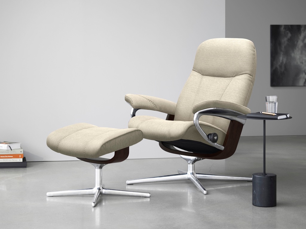 Bild von Stressless® Relaxsessel »Consul«, (Set, Relaxsessel mit Hocker), mit Hocker, mit Cross Base, Größe S, M & L, Holzakzent Braun