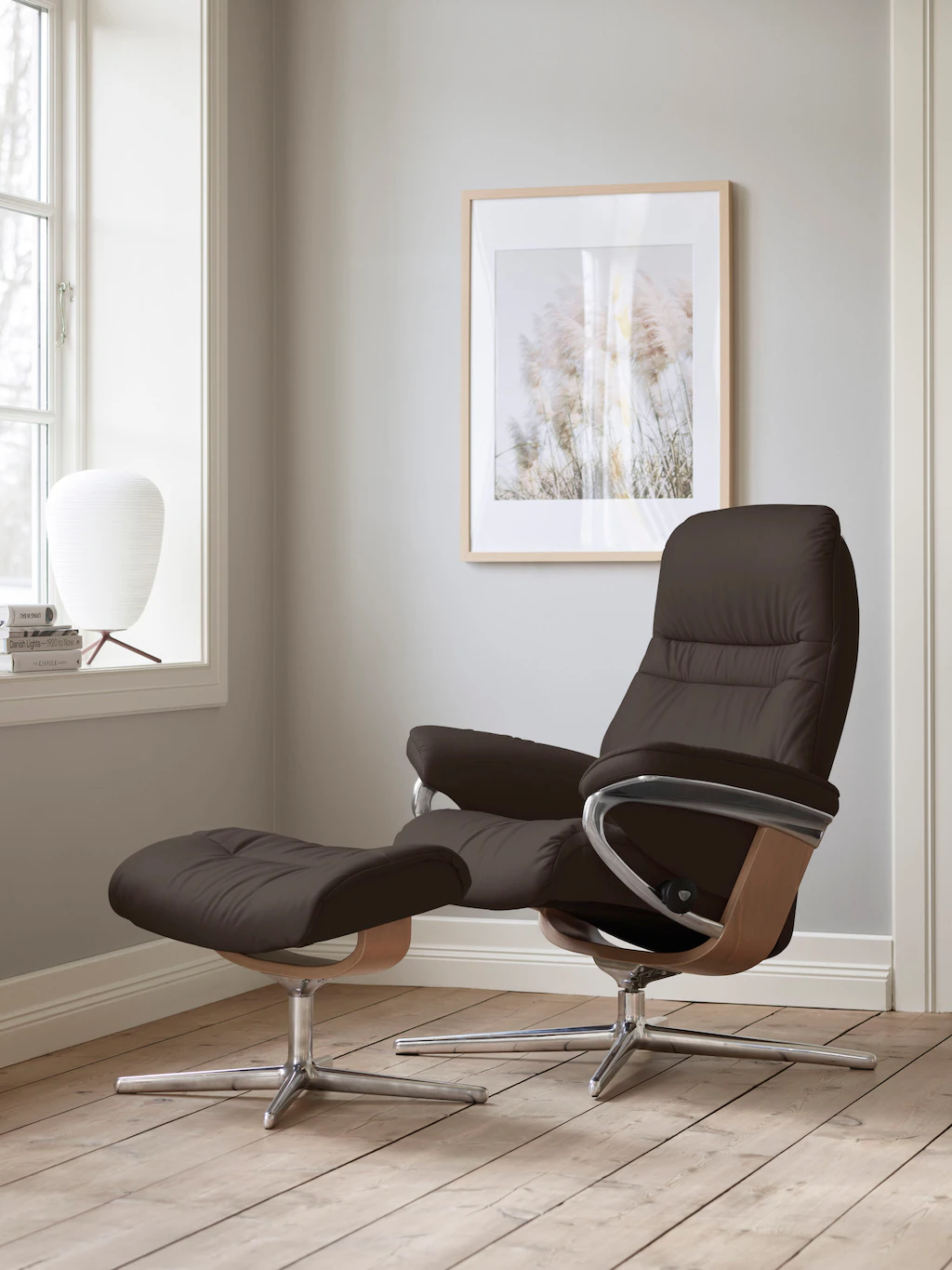 Bild von Stressless® Relaxsessel »Sunrise«, (Set, Relaxsessel mit Hocker), mit Hocker, mit Cross Base, Größe S, M & L, Holzakzent Eiche
