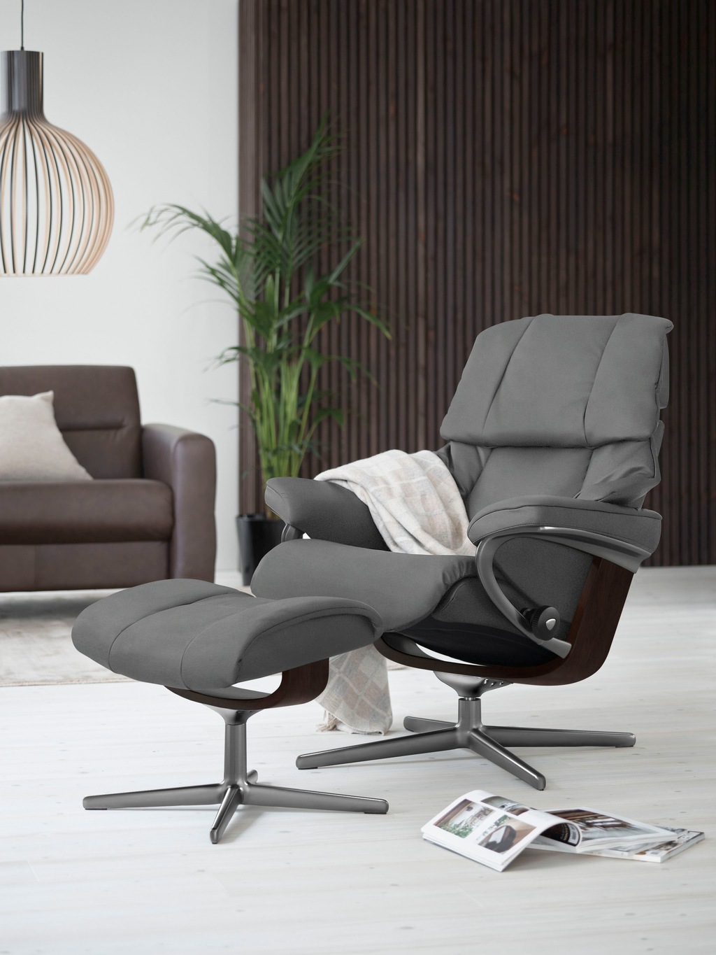 Bild von Stressless® Relaxsessel »Reno«, mit Cross Base, Größe S, M & L, Holzakzent Braun