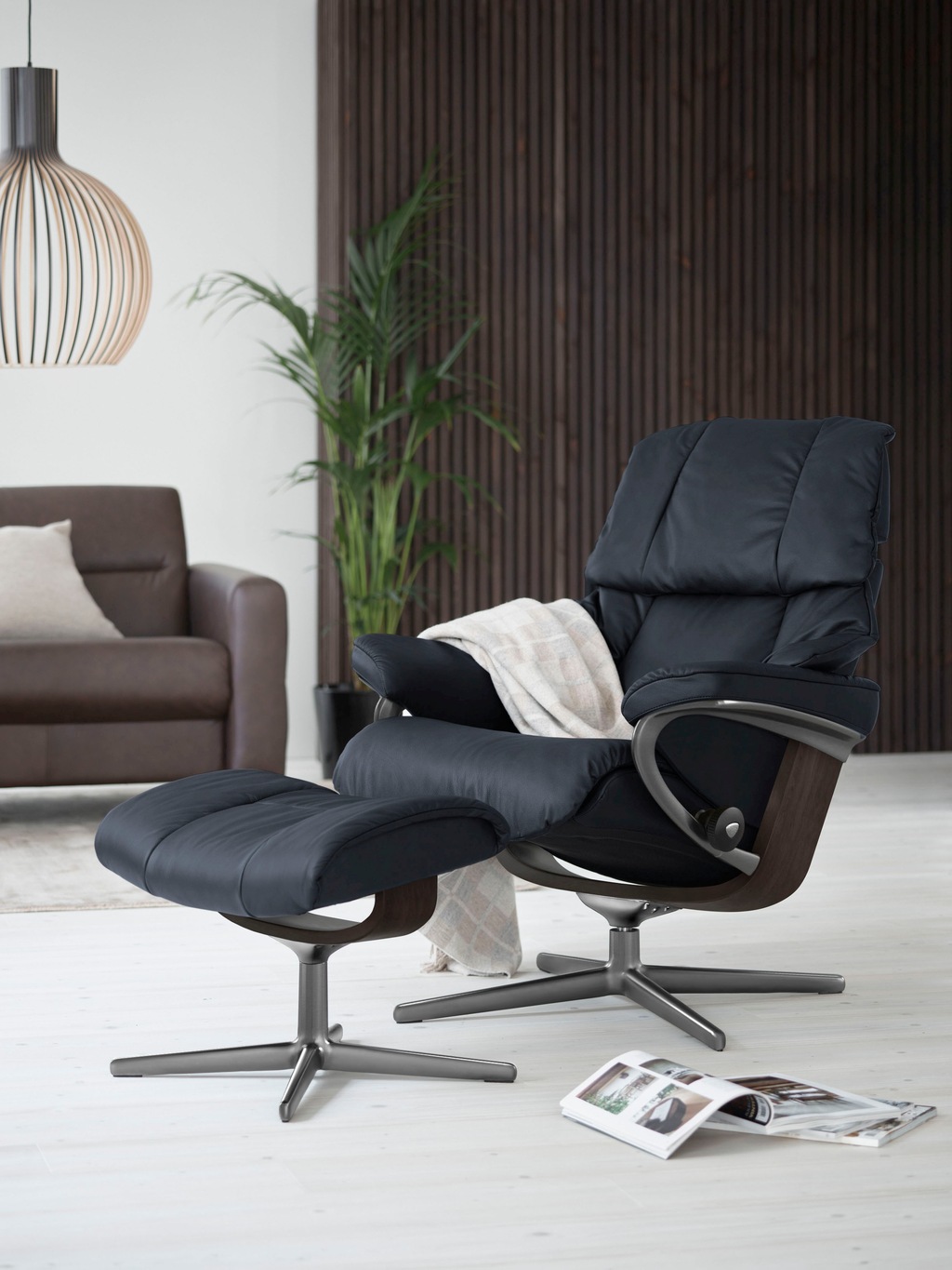 Bild von Stressless® Relaxsessel »Reno«, mit Cross Base, Größe S, M & L, Holzakzent Wenge