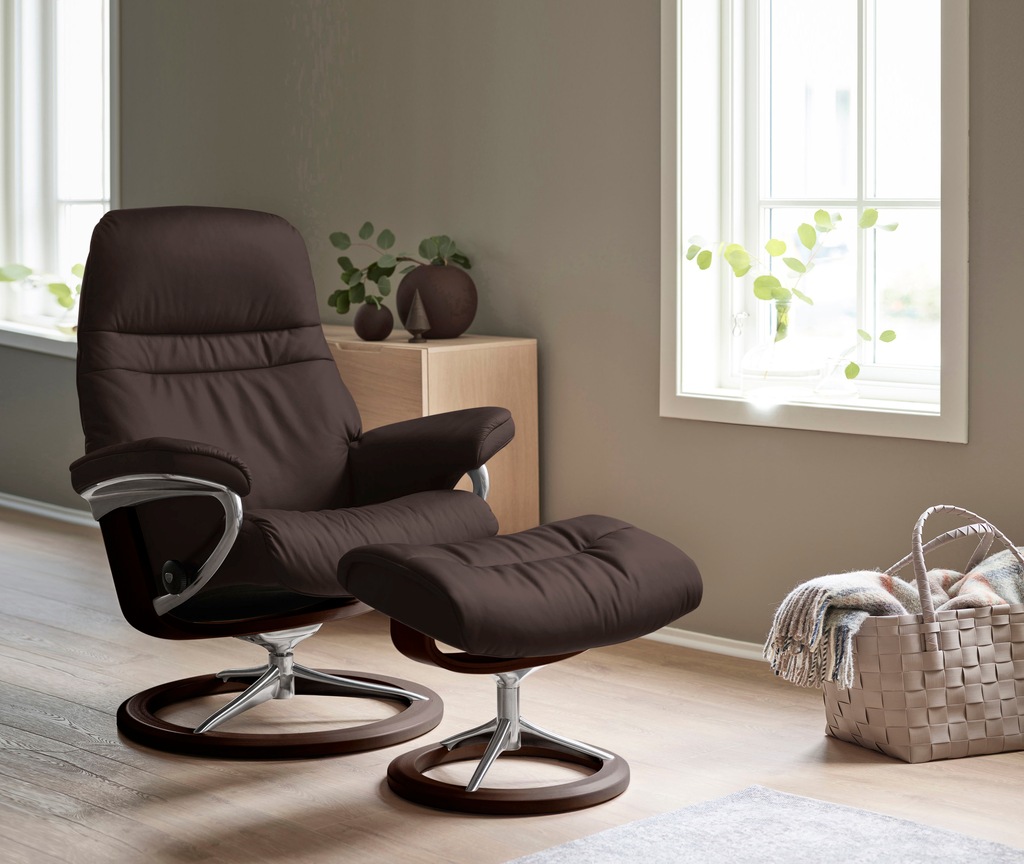Bild von Stressless® Relaxsessel »Sunrise«, (Set, Relaxsessel mit Hocker), mit Signature Base, Größe S, Gestell Braun