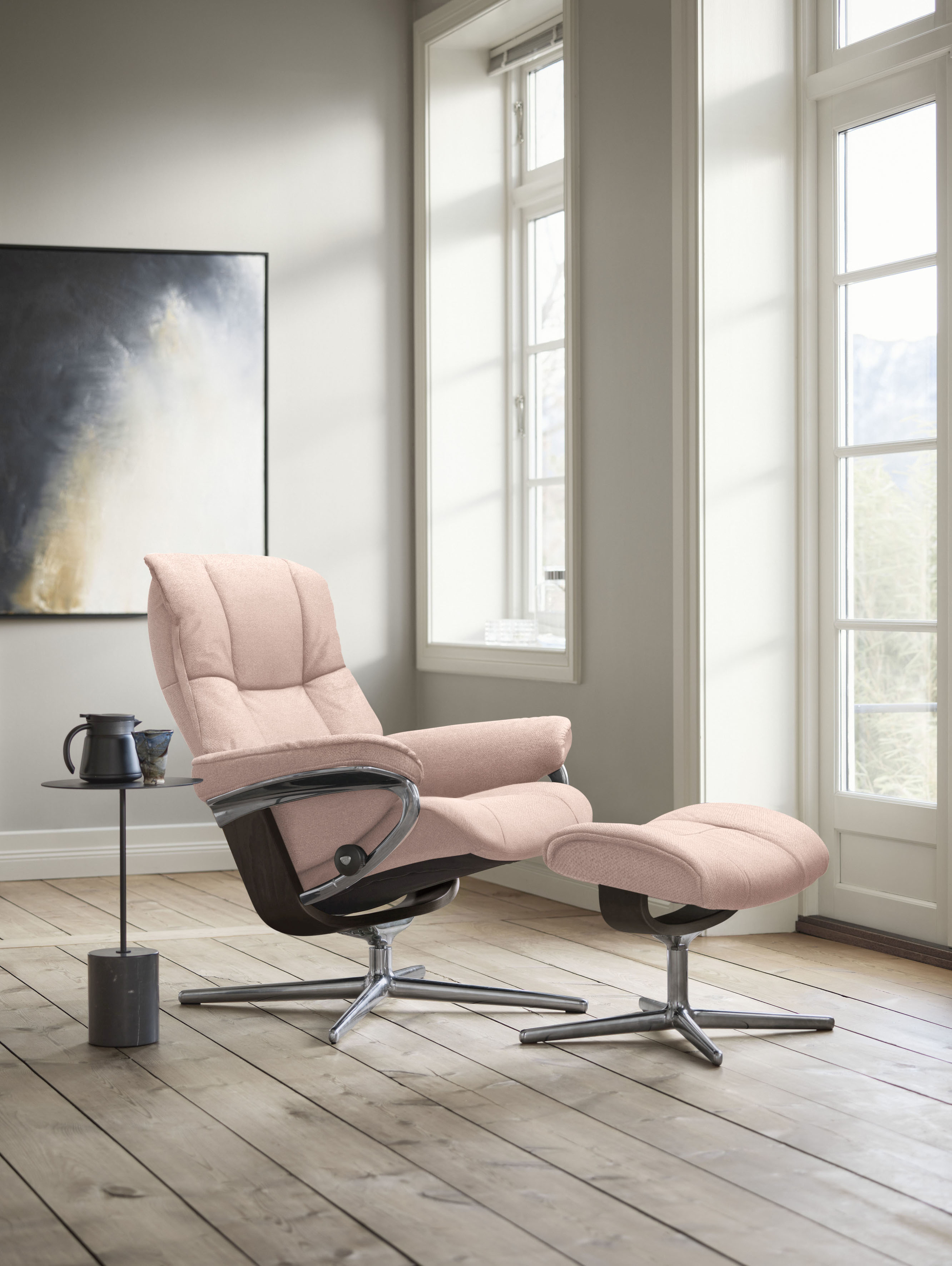 Bild von Stressless® Relaxsessel »Mayfair«, (Set, Relaxsessel mit Hocker), mit Hocker, mit Cross Base, Größe S, M & L, Holzakzent Wenge