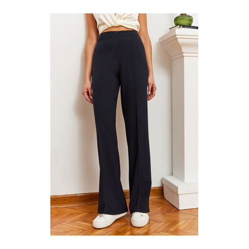 Bild von Stylische Bianco Lucci Damenhose aus Palazzo-Stoff