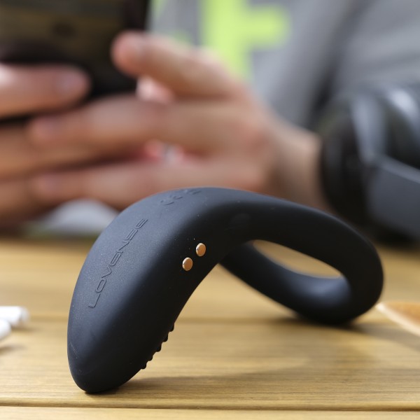 Bild von LOVENSE Diamo Bluetooth Penis Ring Vibratoren mit APP, Fernsteuerung Vibrator für Männer, Unbegrenzte Benutzerdefinierte Vibrationsstufen und Muster, Cockring Vibratoren für Männer