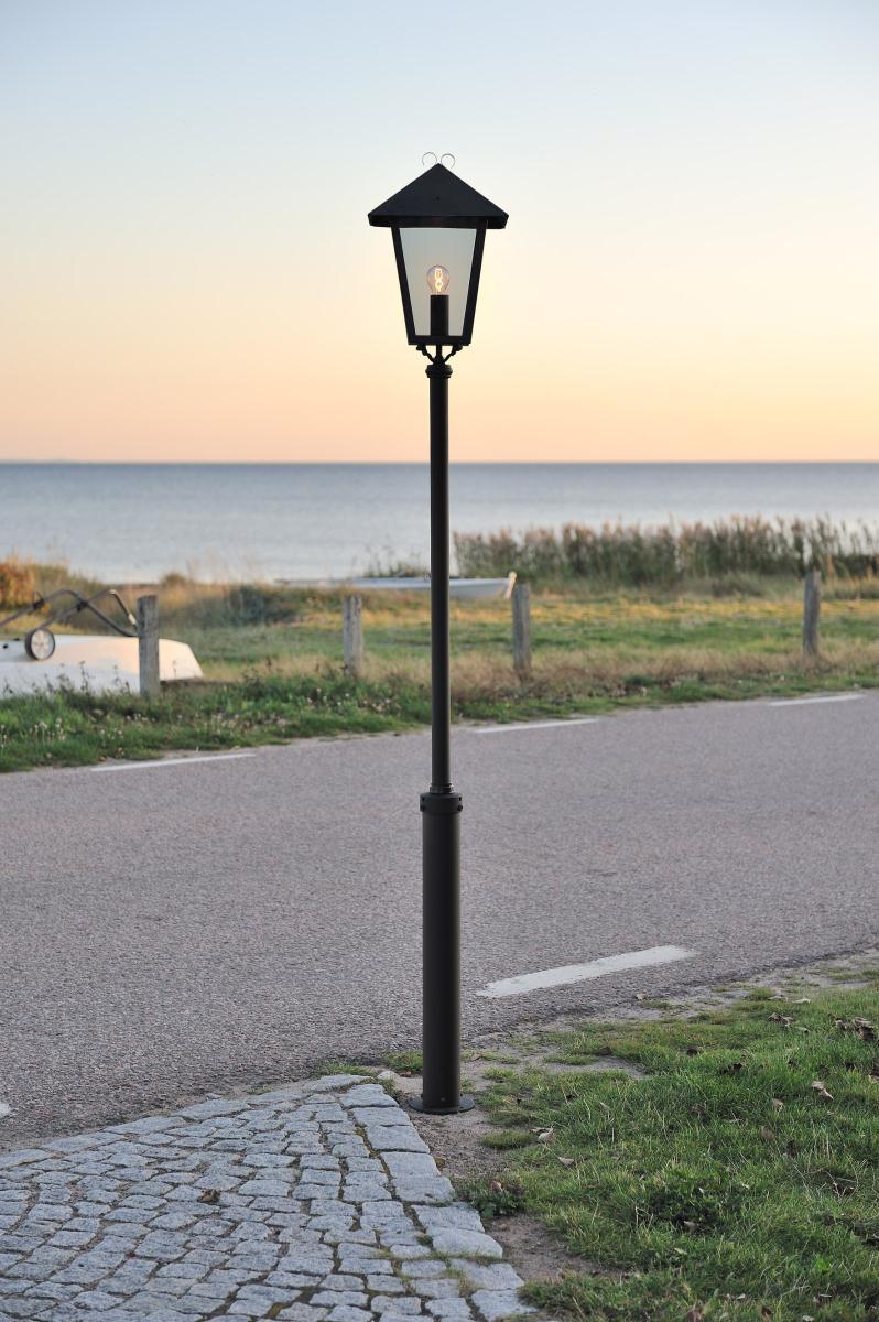 Bild von Konstsmide Benu 437-750 Standleuchte / B: 36cm T: 36cm H: 254cm / 1x100W / IP23 / lackiertes Aluminium / matt-schwarz