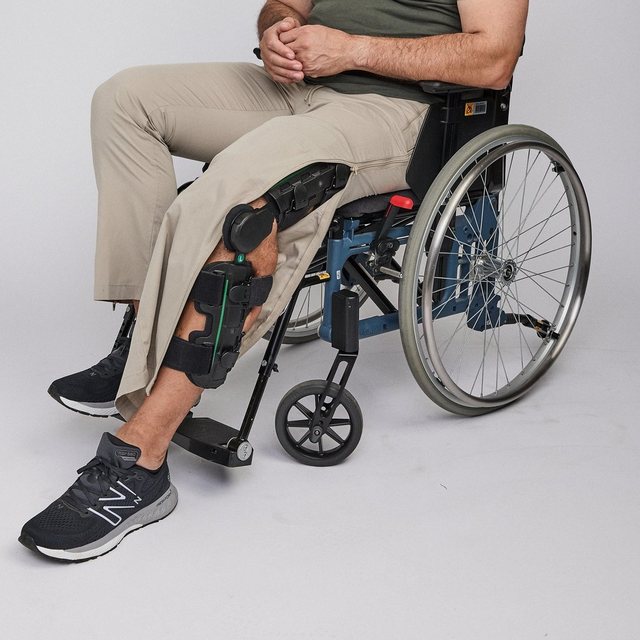 Bild von Dobsom Trainingshose Reha I OP Hose Damen I Herren I mit seitlichen Reißverschlüssen