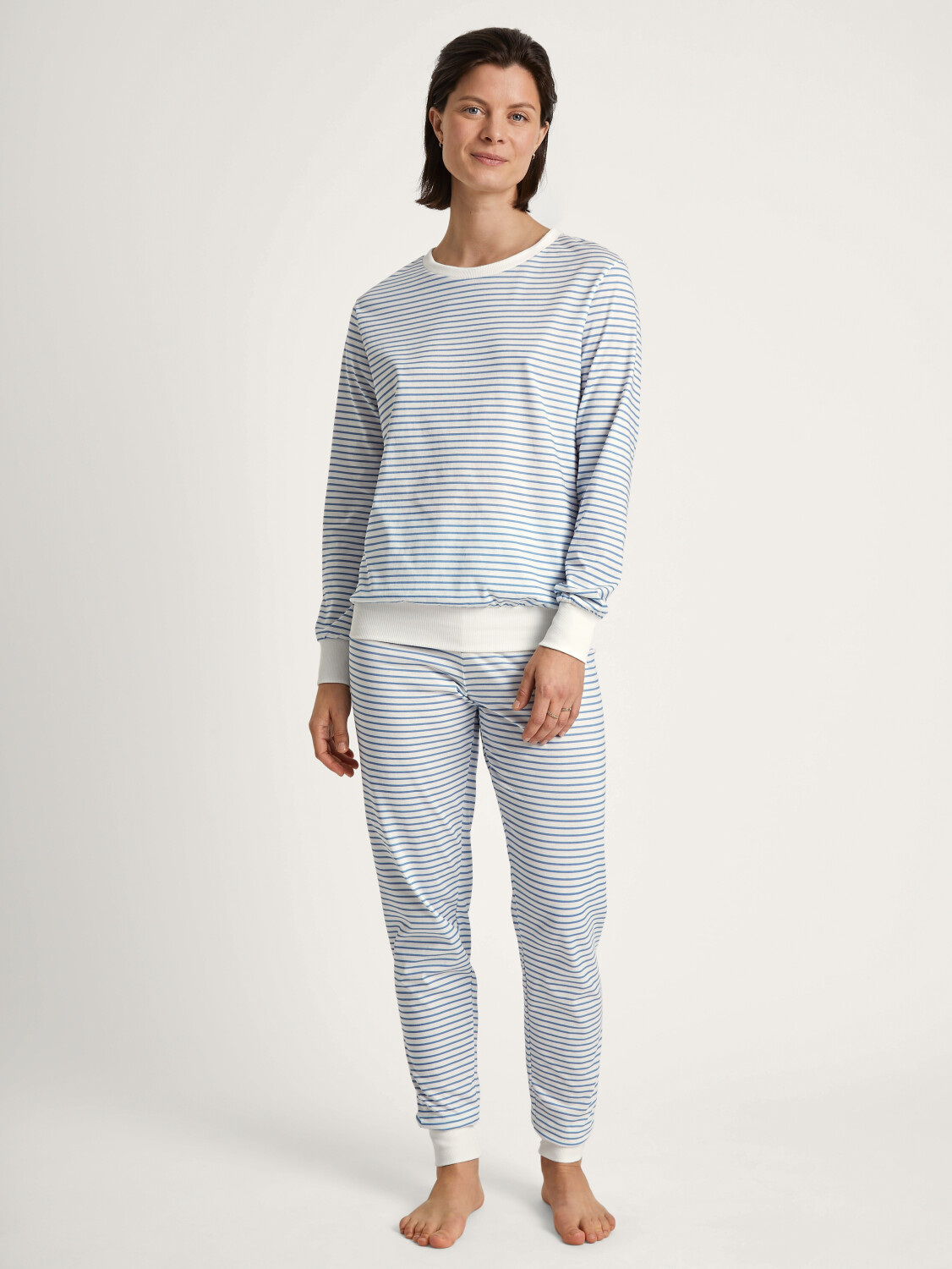Bild von CALIDA Cotton Stripes Bündchen-Pyjamafür Damen, L, Blau, sportive Nachtwäsche aus 100% Baumwolle