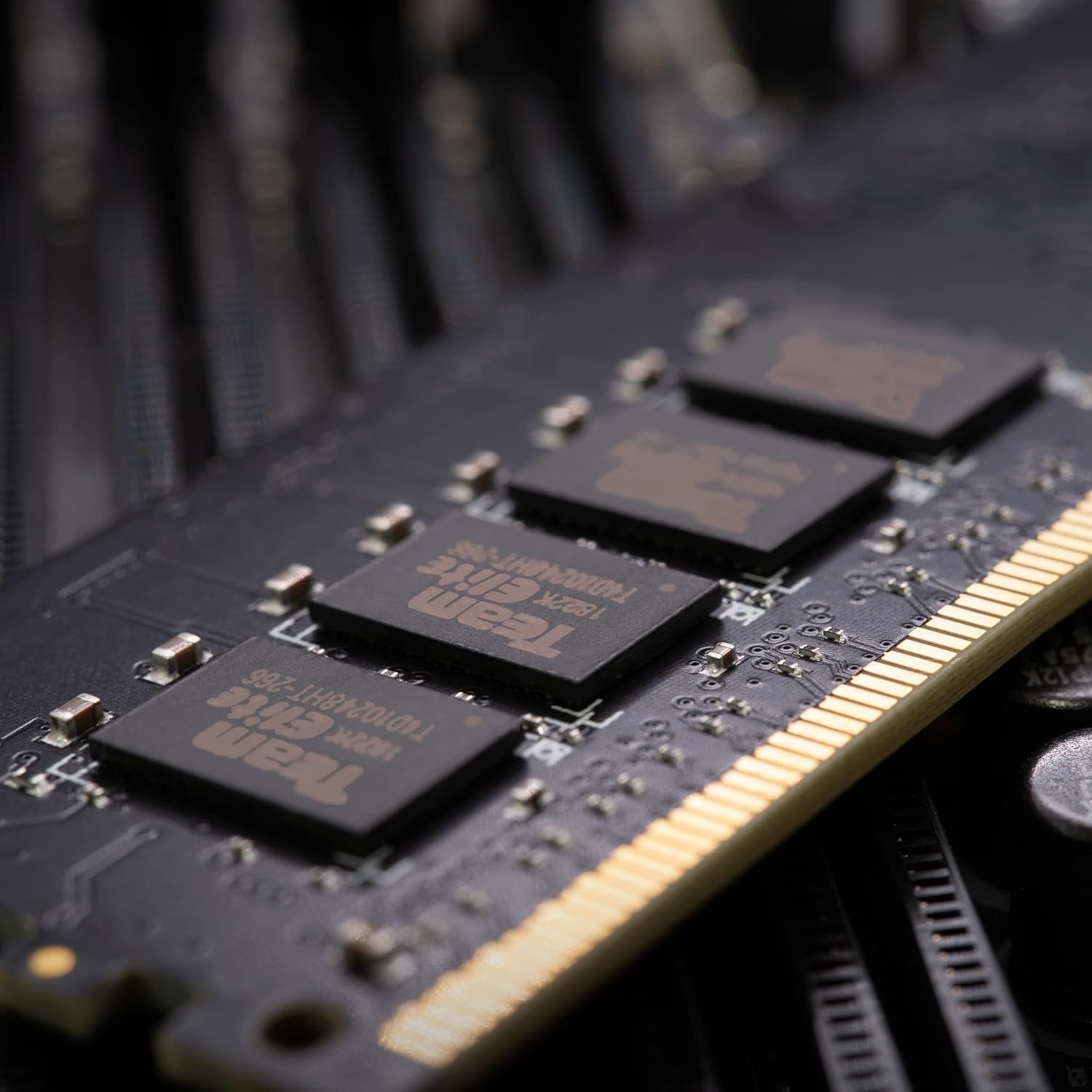 Bild von Team Group Team Elite DDR5-5600 - 16GB - CL46 - Single Channel (1 pcs) - Intel XMP - Schwarz