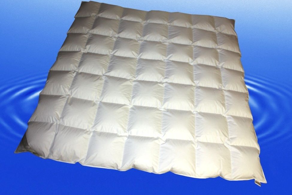 Bild von Betten Hofmann Ganzjahres Luxus Daunenbett Daunendecke 7x8, 200x220 100% Neue böhm. Landdaunen