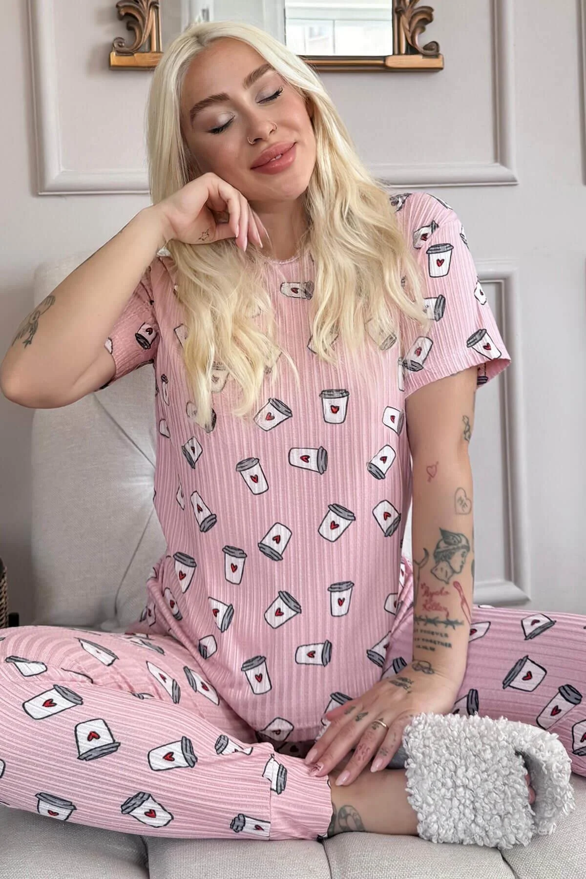 Bild von Pijamaevi Pyjama-set Mit Strickkette Puderkaffee-muster, Kurze Ärmel für Damen - S