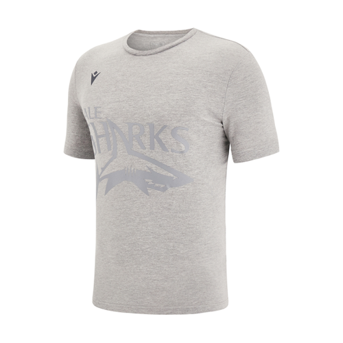 Bild von T-Shirt Sale Sharks Travel 2022/23 von Macron – Ein Muss für Rugby-Fans