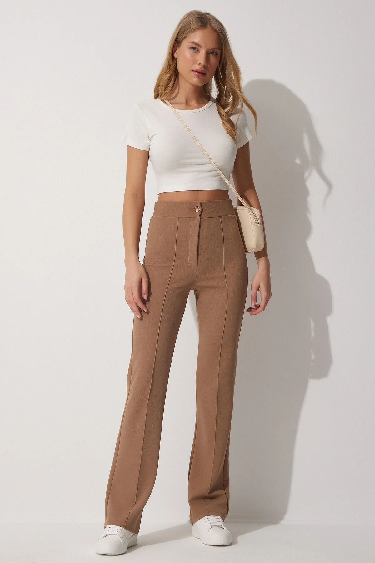 Bild von Happiness İstanbul Bequeme Strickhose Aus Biscuit-lycra Mit Hoher Taille für Damen - 36