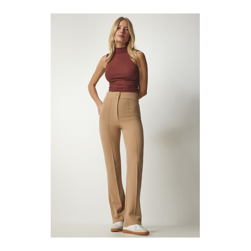 Bild von Happiness İstanbul Kamelfarbene Bequeme Strickhose Aus Lycra Mit Hohem Bund für Damen