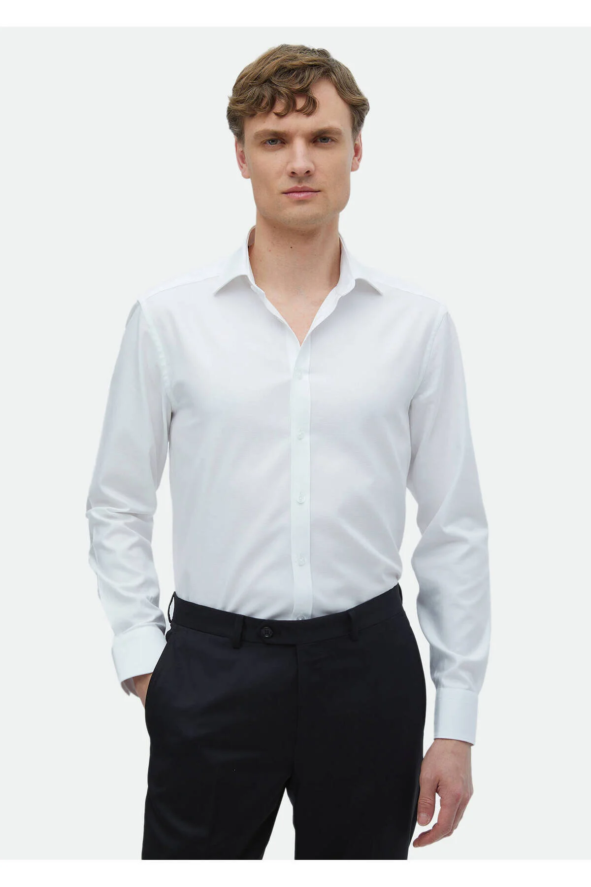 Bild von Ramsey Einfarbiges, Klassisch Gewebtes Hemd Aus 100 % Baumwolle Im Regular Fit für Herren - 40