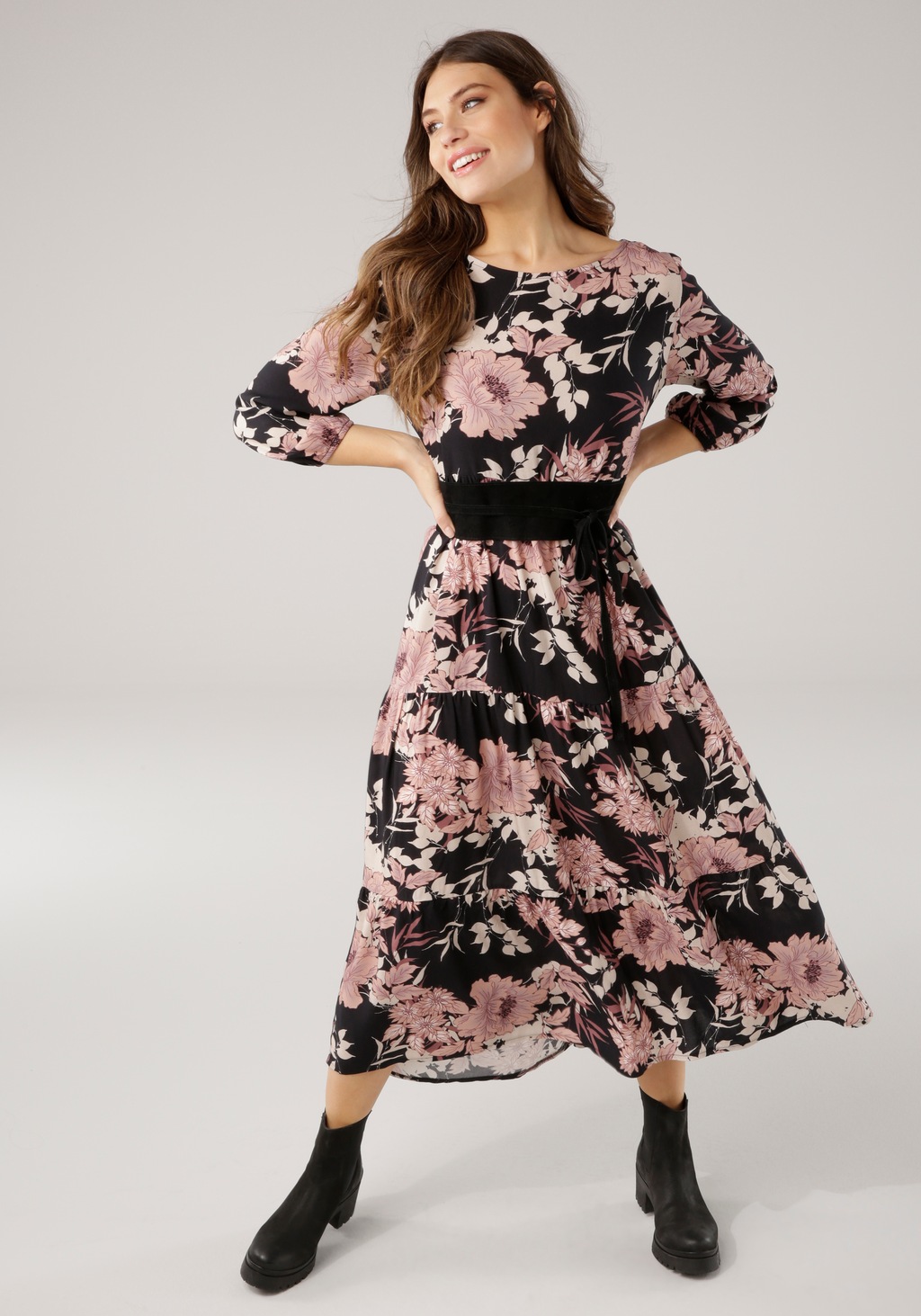 Bild von Laura Scott Blusenkleid, in modischer Maxilänge