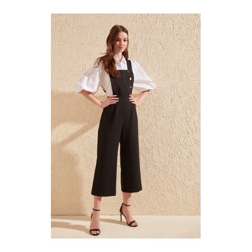 Bild von Trendyol Collection Schwarzer Gewebter Jumpsuit – Eleganz für jede Gelegenheit