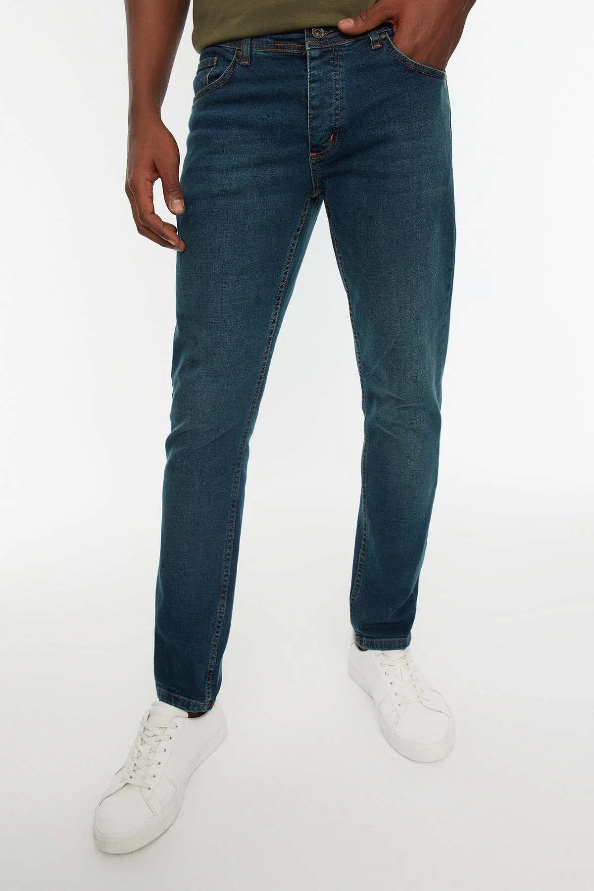 Bild von Trendyol Collection Dünne Slim-fit-jeans Aus Indigo-stretchstoff für Herren - 31