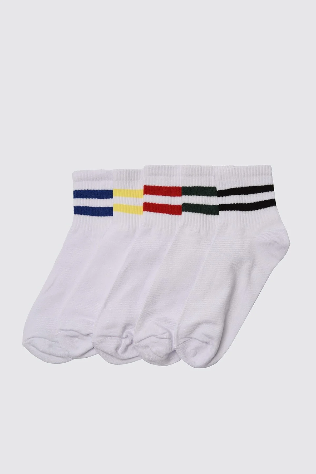 Bild von Trendyol Collection Bunt Gestreifte Weiße College-tennissocken In Mittlerer Größe, 5er-pack Tmnss20co0005 für Herren - Standard