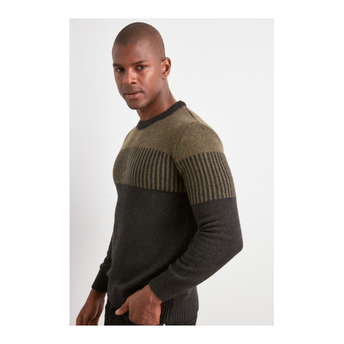 Bild von Trendyol Collection Khakifarbener Strickpullover – Ideal für den Casual-Look