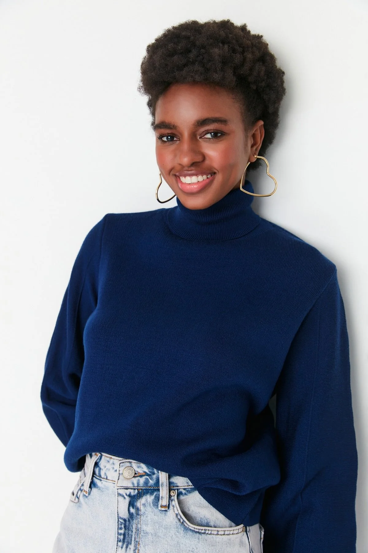 Bild von Trendyol Collection Marineblauer Basic Rollkragenpullover für Damen - M
