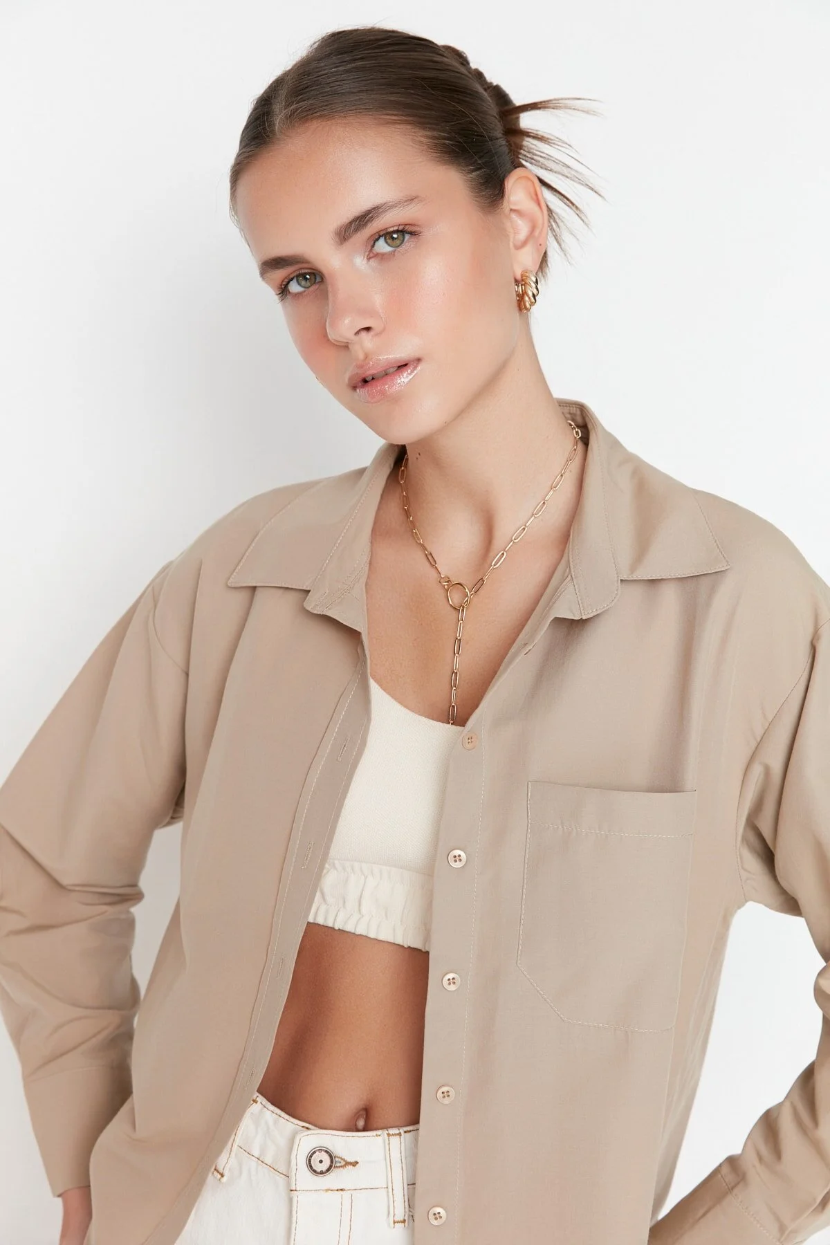 Bild von Trendyol Collection Nerzfarbenes Boyfriend-hemd Mit Weitem Schnitt Und Gewebter Baumwolle für Damen - 38