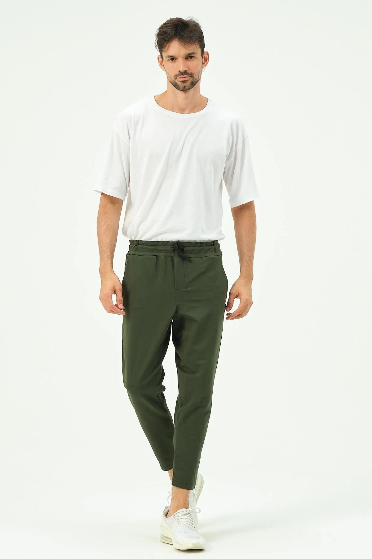 Bild von C&City Jogginghose Mit Geradem Bein Und Gesäßtasche 783 Khaki für Herren - L