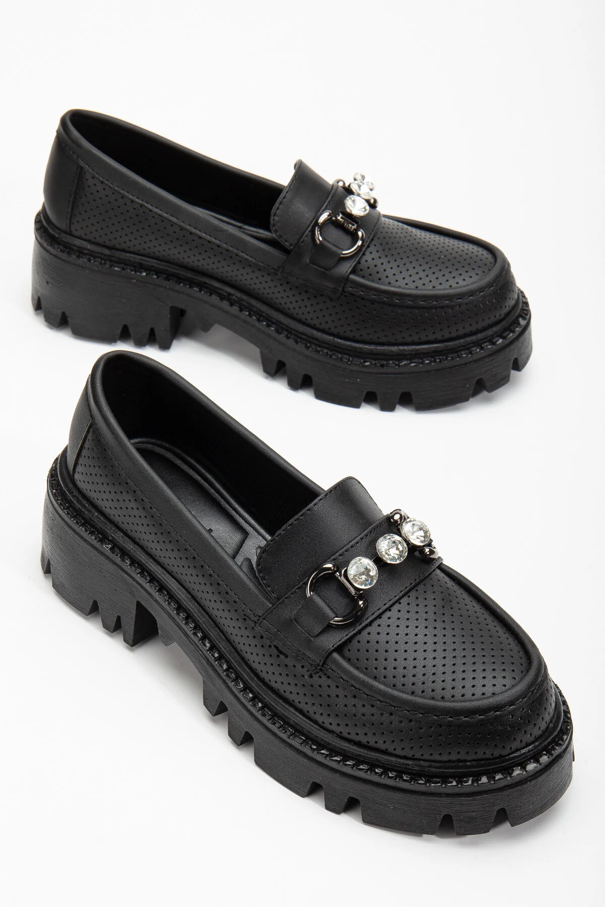 Bild von Tonny Black Loafer Mit Bequemer Passform, Schnalle Vorne, Dicke Sohle, Schwarze Haut für Damen - 40